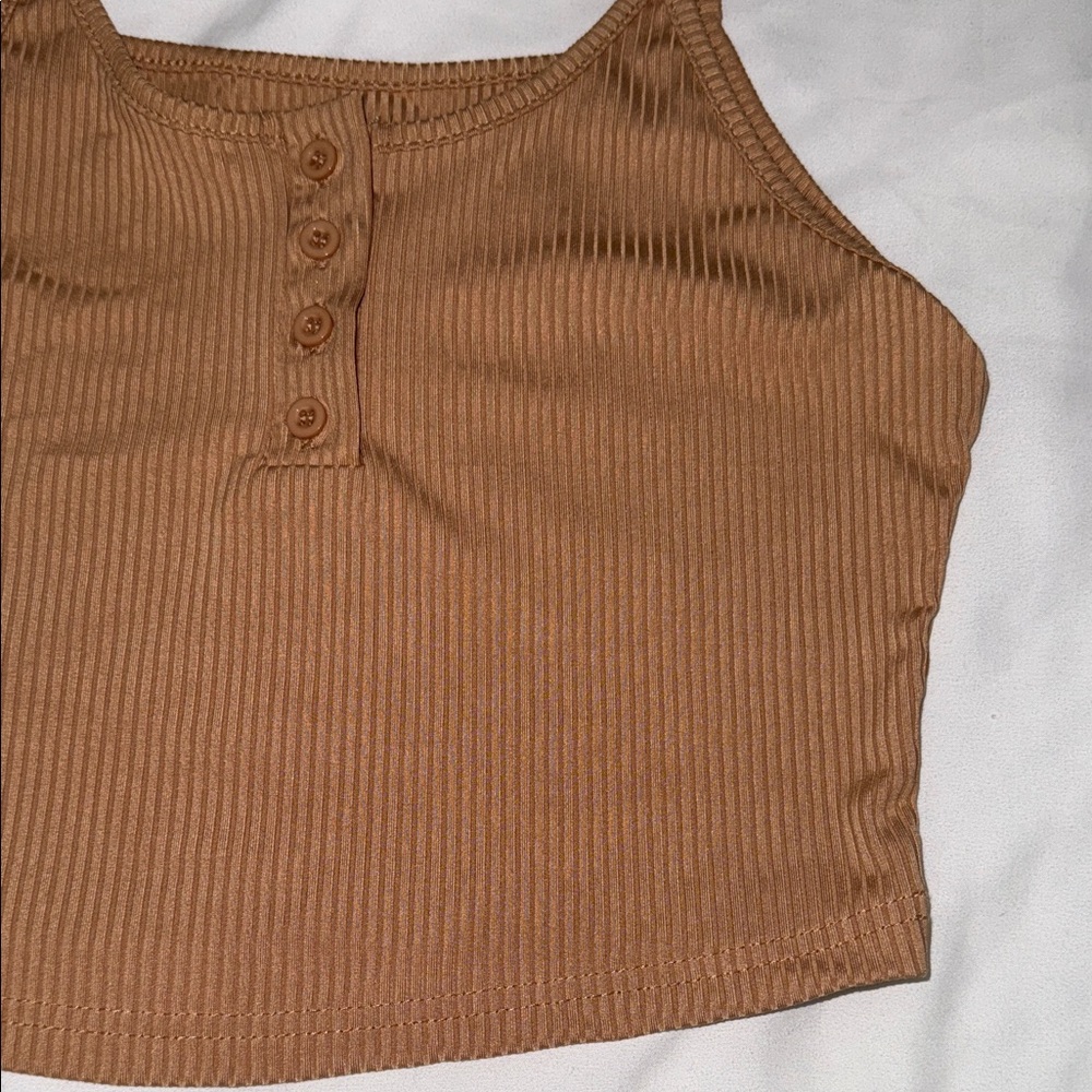 Brown Ribbed Button-Up Crop Top - Picture 3 of 4